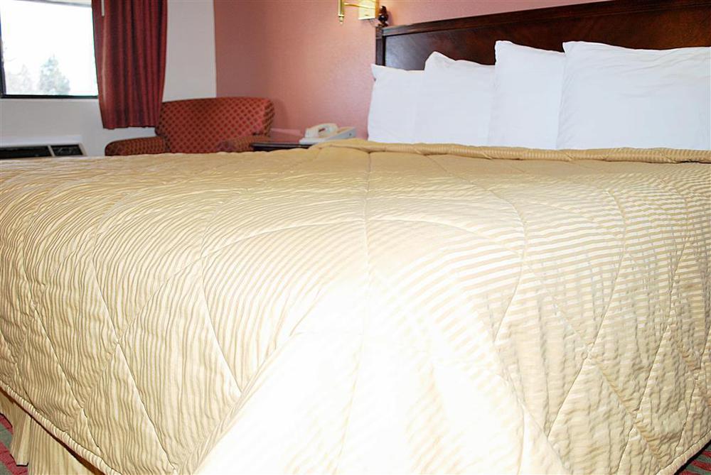 Travelodge By Wyndham Klamath Falls Habitación foto