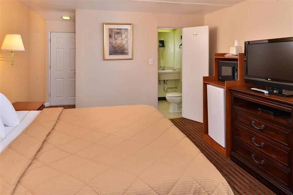 Travelodge By Wyndham Klamath Falls Habitación foto